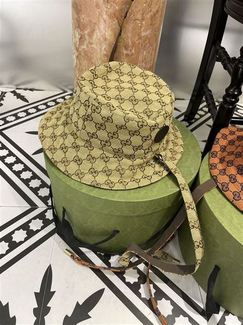 GUCCI BUCKET HAT
