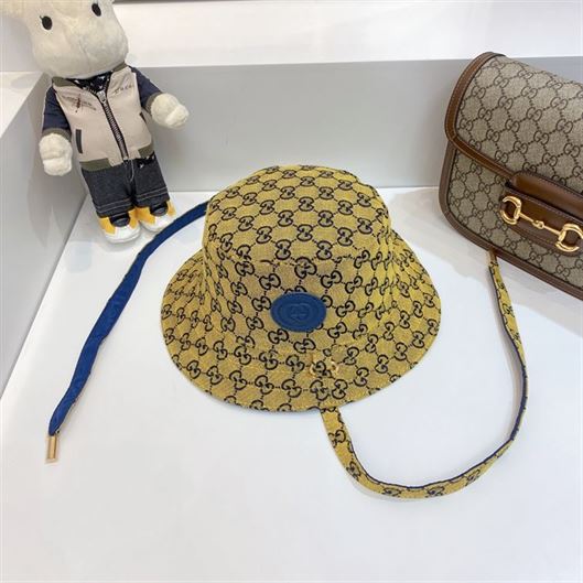 GUCCI BUCKET HAT