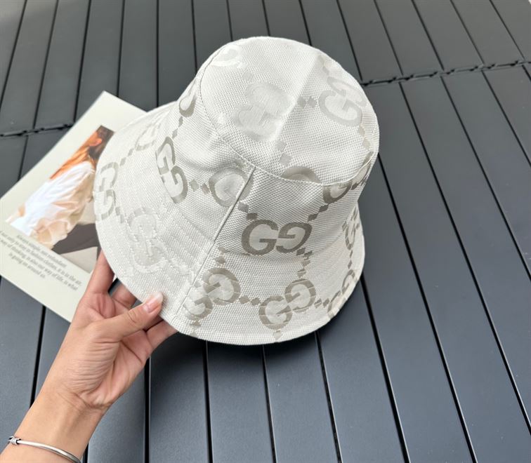 GUCCI BUCKET HAT