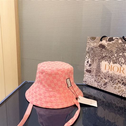 GUCCI BUCKET HAT
