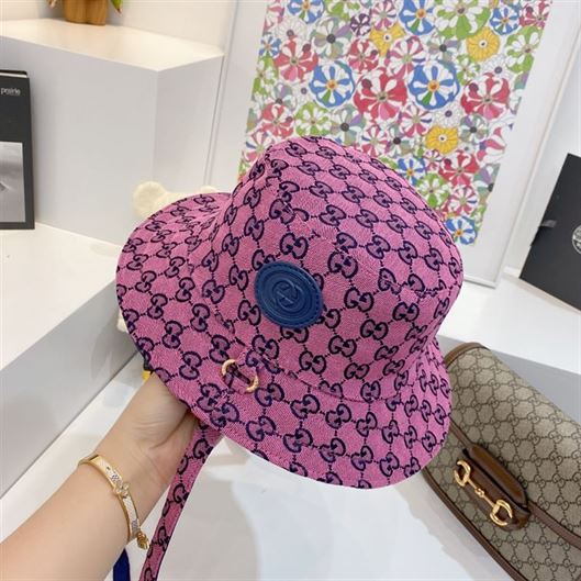 GUCCI BUCKET HAT