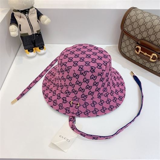 GUCCI BUCKET HAT