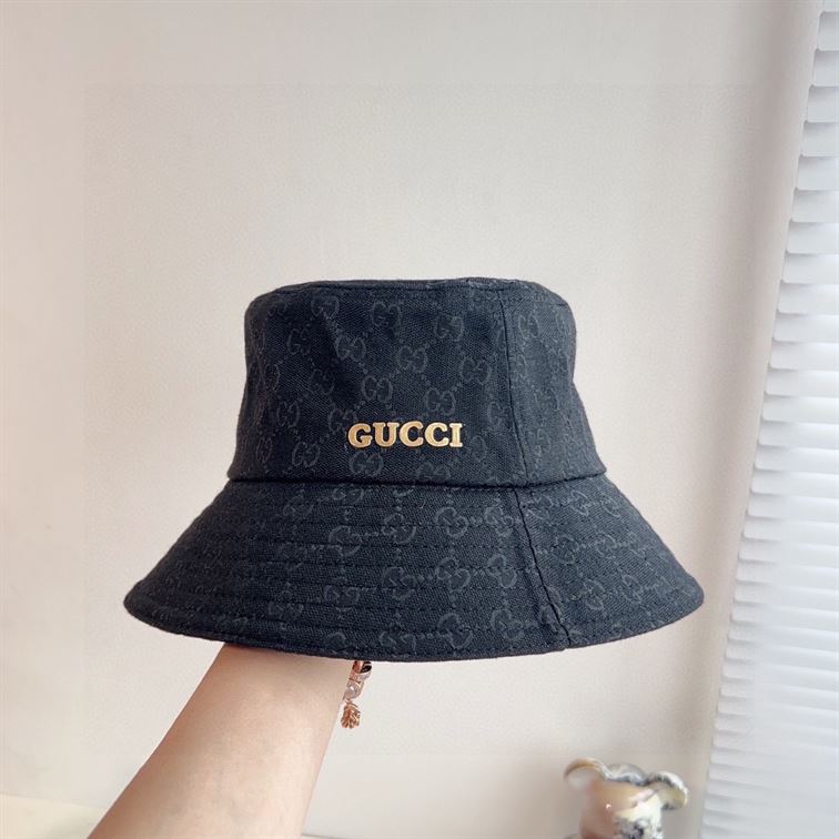 GUCCI BUCKET HAT