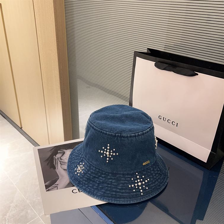GUCCI BUCKET HAT