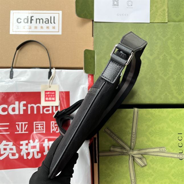 GUCCI CROSS BAG FABRIC MESSENGER BAG - BG050