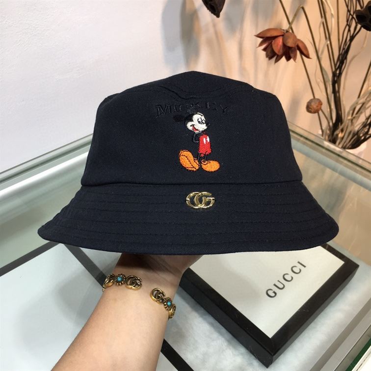 GUCCI GG BUCKET HAT