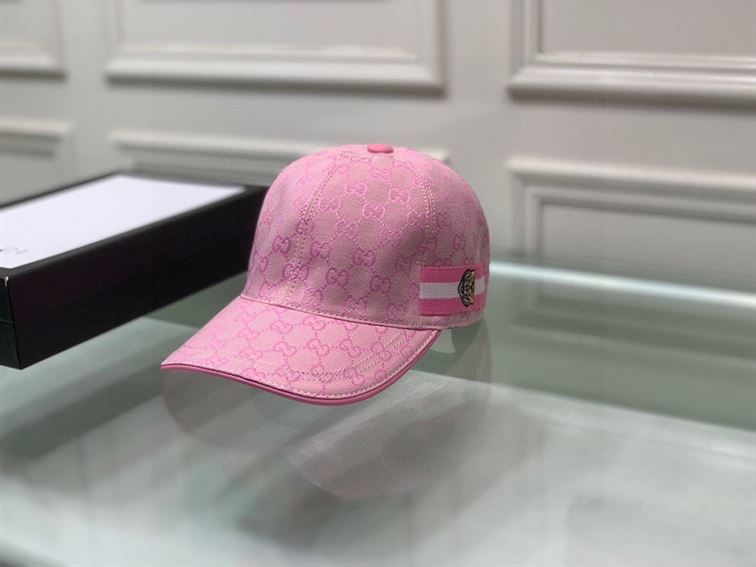 GUCCI GG CANVAS BASEBALL HAT