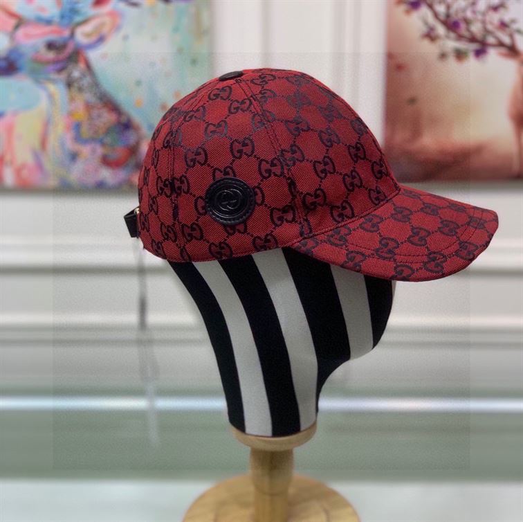 GUCCI GG CANVAS BASEBALL HAT
