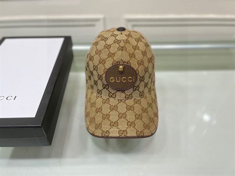 GUCCI GG CANVAS BASEBALL HAT