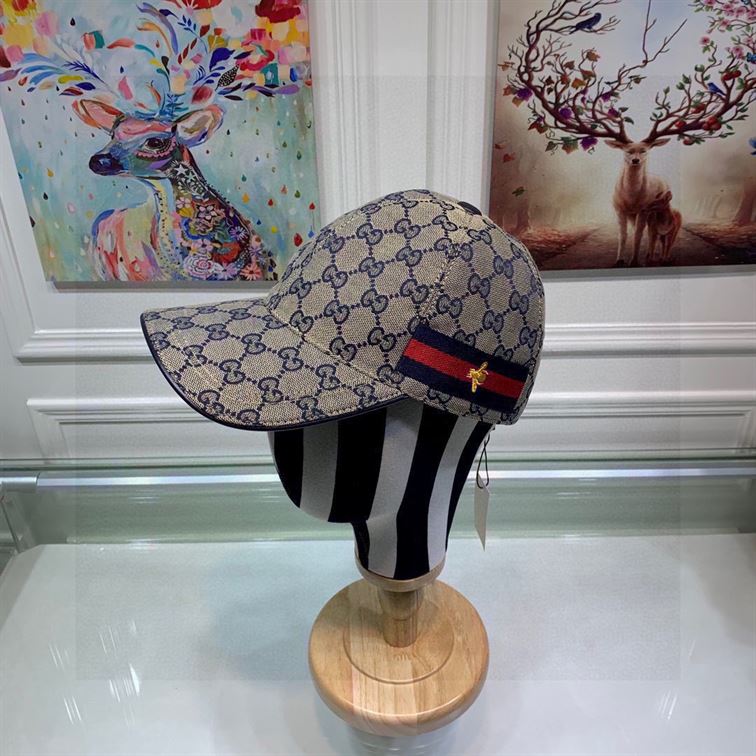 GUCCI GG CANVAS BASEBALL HAT