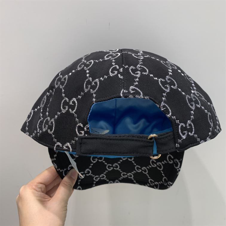GUCCI GG CANVAS BASEBALL HAT
