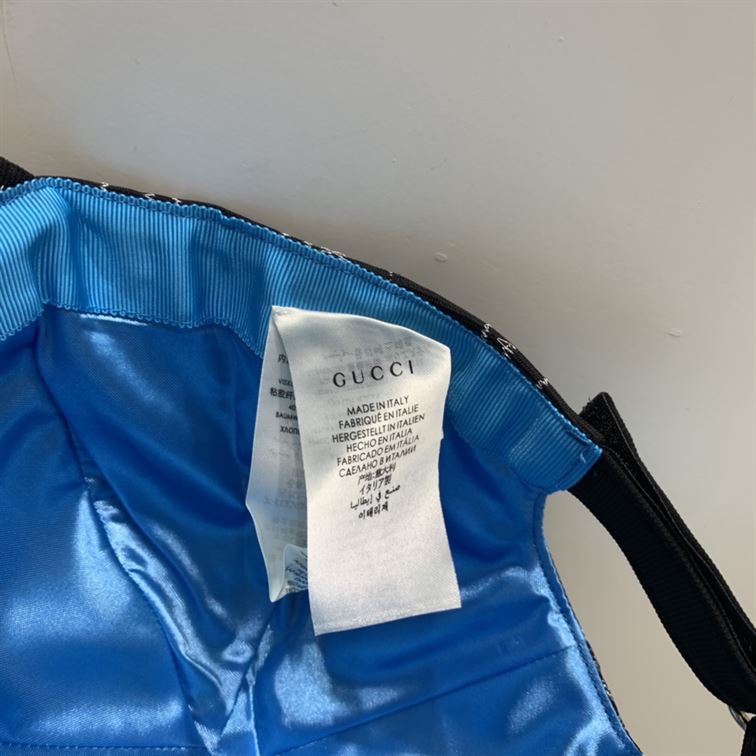 GUCCI GG CANVAS BASEBALL HAT