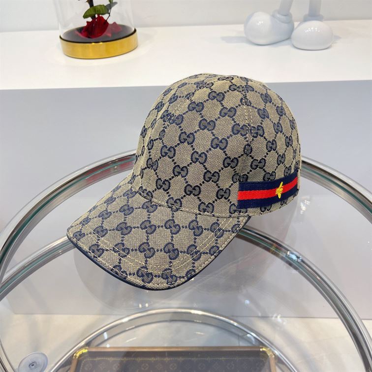 GUCCI GG CANVAS BASEBALL HAT