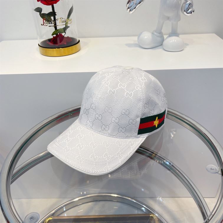 GUCCI GG CANVAS BASEBALL HAT