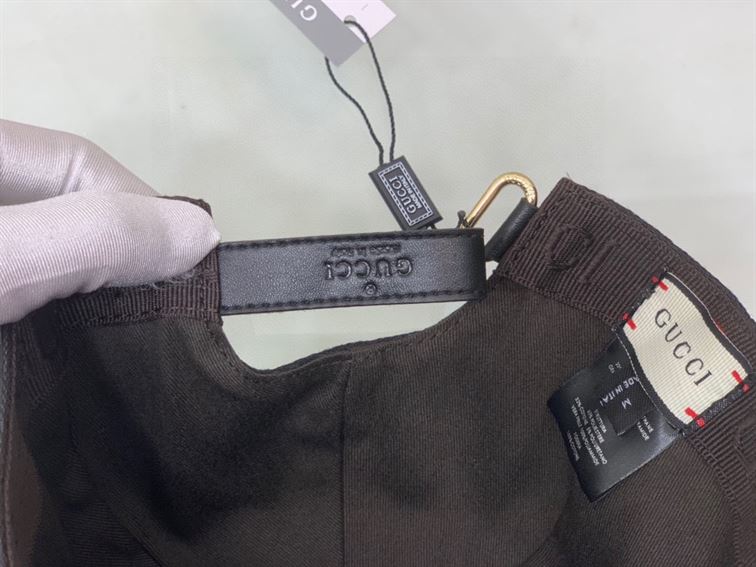 GUCCI GG CANVAS BASEBALL HAT