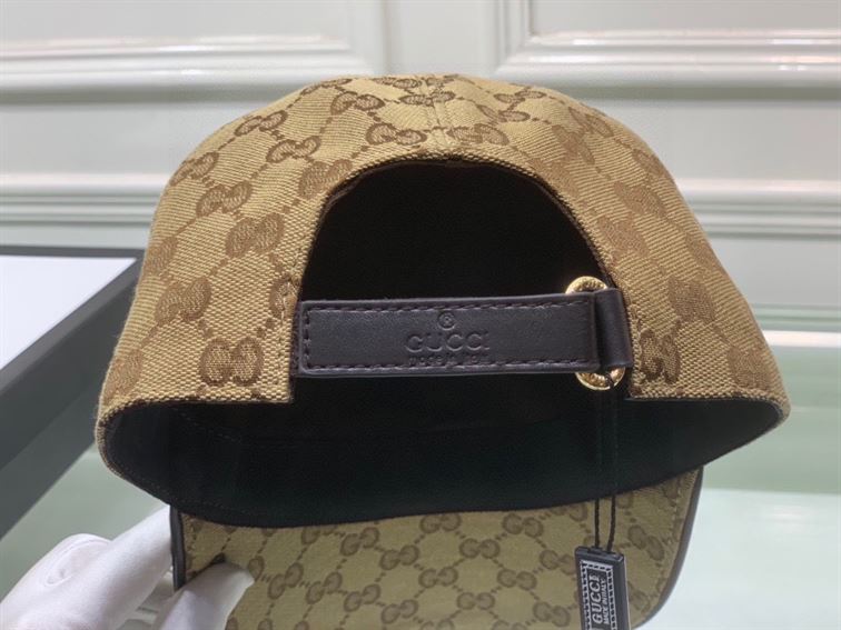GUCCI GG CANVAS BASEBALL HAT
