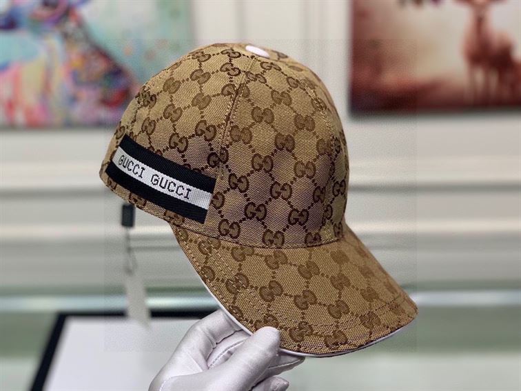 GUCCI GG CANVAS BASEBALL HAT