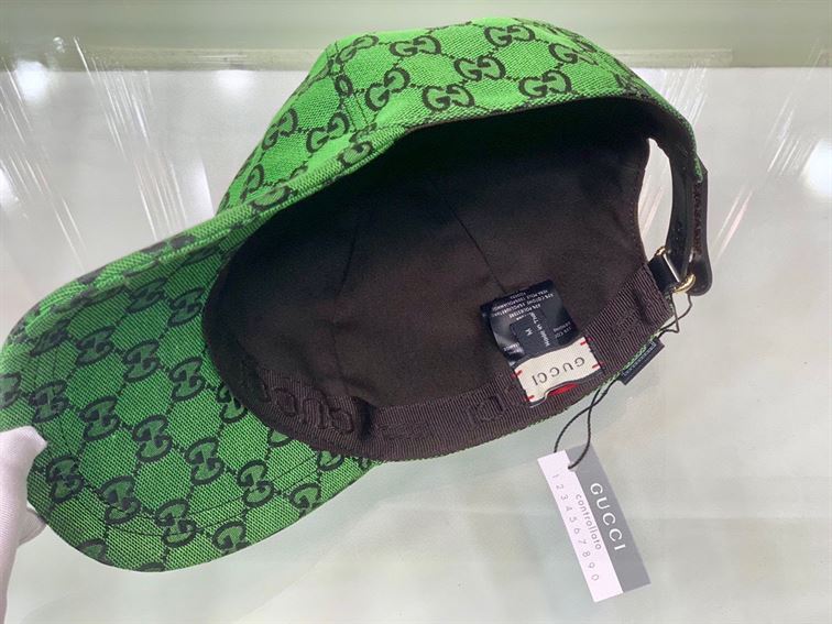 GUCCI GG CANVAS BASEBALL HAT