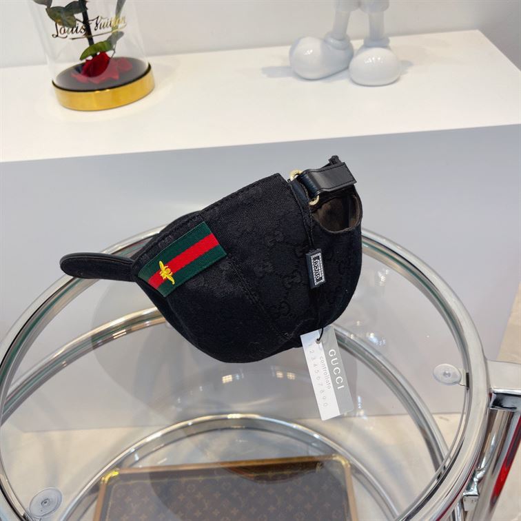 GUCCI GG CANVAS BASEBALL HAT