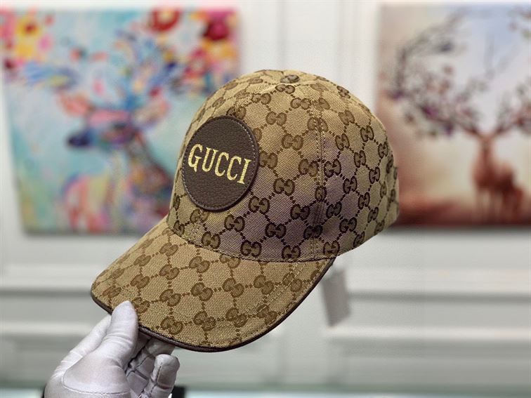 GUCCI GG CANVAS BASEBALL HAT