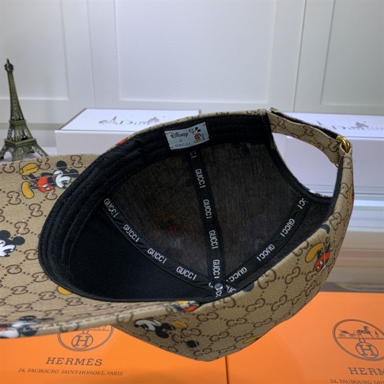 GUCCI GG CANVAS BASEBALL HAT