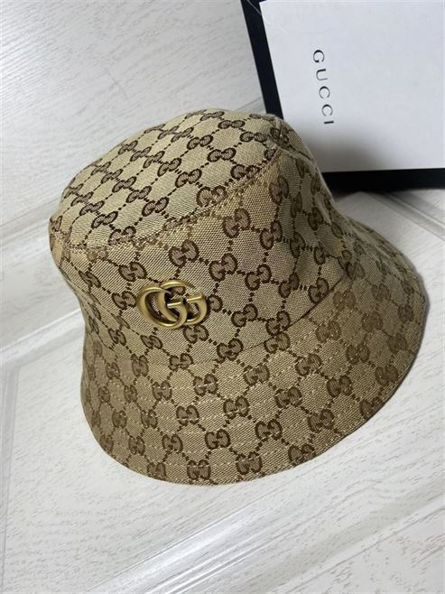 GUCCI GG CANVAS BUCKET HAT