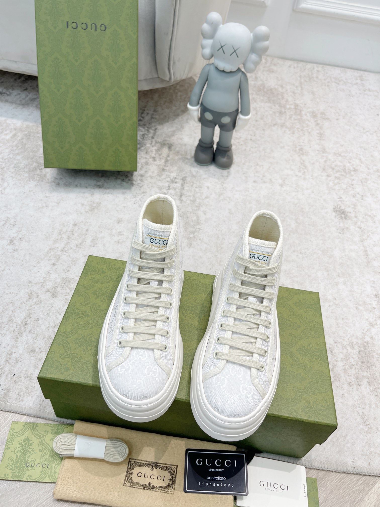 GUCCI GG HIGH TOP TRAINER - GCC152