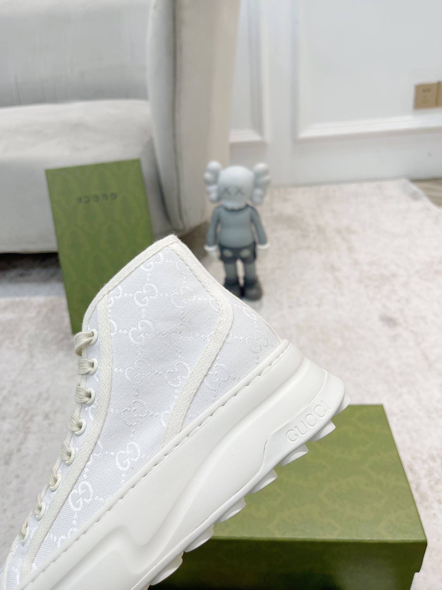 GUCCI GG HIGH TOP TRAINER - GCC152