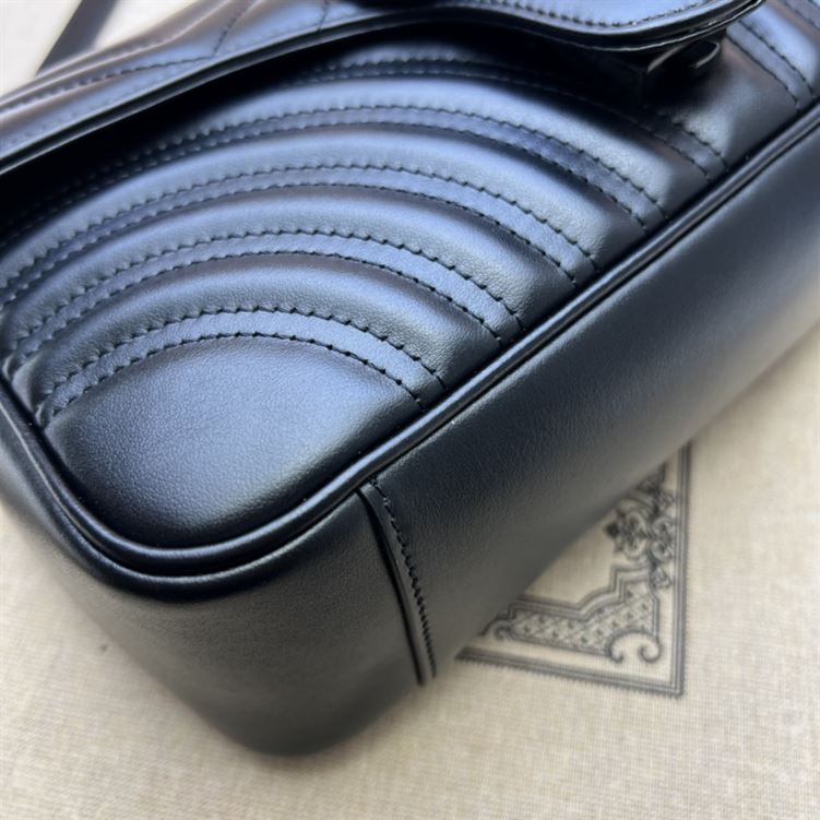 GUCCI GG MARMONT SMALL SHOULDER BAG IN BLACK LEATHER