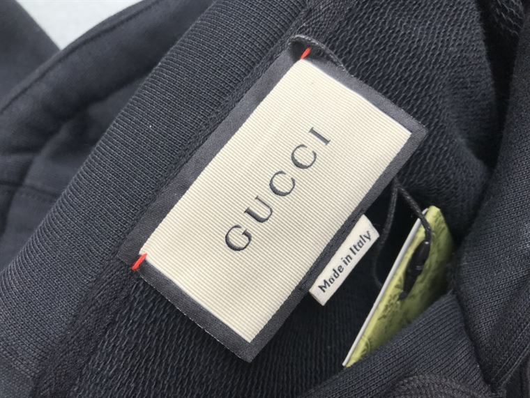 GUCCI HOODIE IN BLACK - GCK021