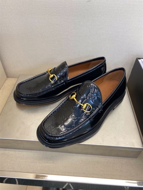 GUCCI HORSEBIT LEATHER LOAFER - GL043
