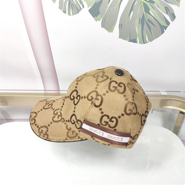 GUCCI JUMBO GG CANVAS BASEBALL HAT