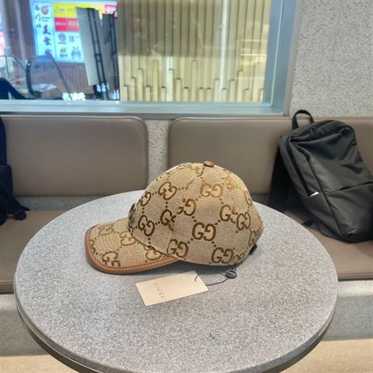 GUCCI JUMBO GG HAT