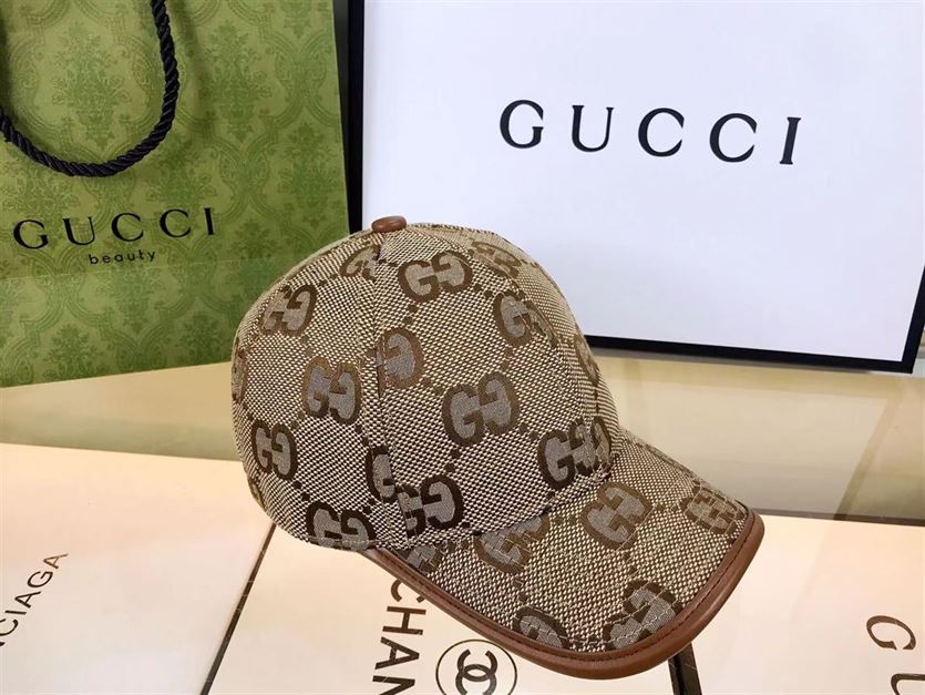 GUCCI JUMBO GG HAT