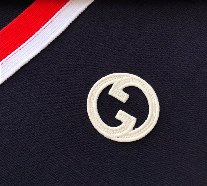 GUCCI KNIT WOOL CARDIGAN WITH PATCH - GCK033