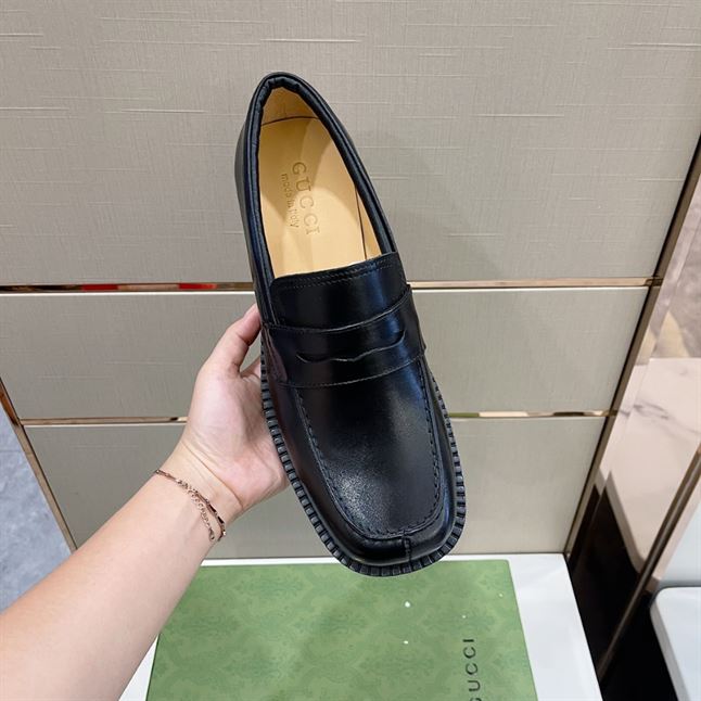 GUCCI LEATHER LOAFER IN BLACK - GL048