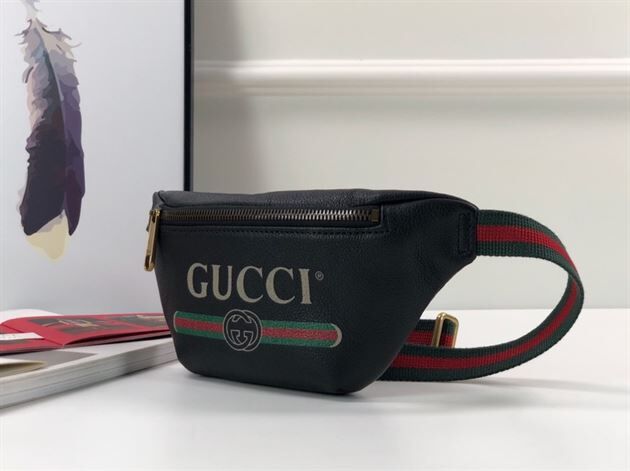 GUCCI LOGO-PRINT LEATHER BELT BAG - BG009
