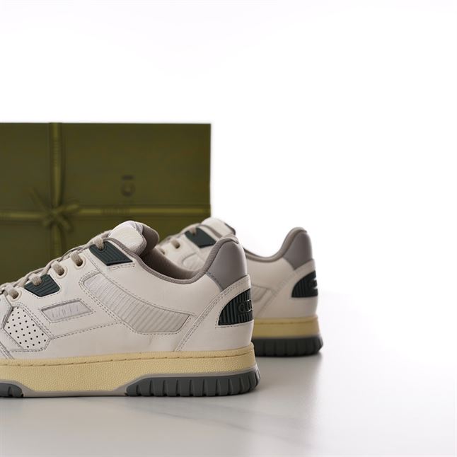 GUCCI LOW-TOP SNEAKER - GCC129