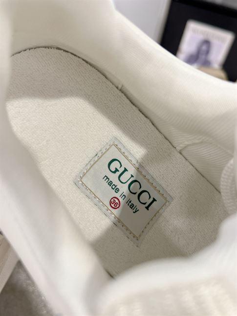 GUCCI LOW-TOP SNEAKER - GCC131