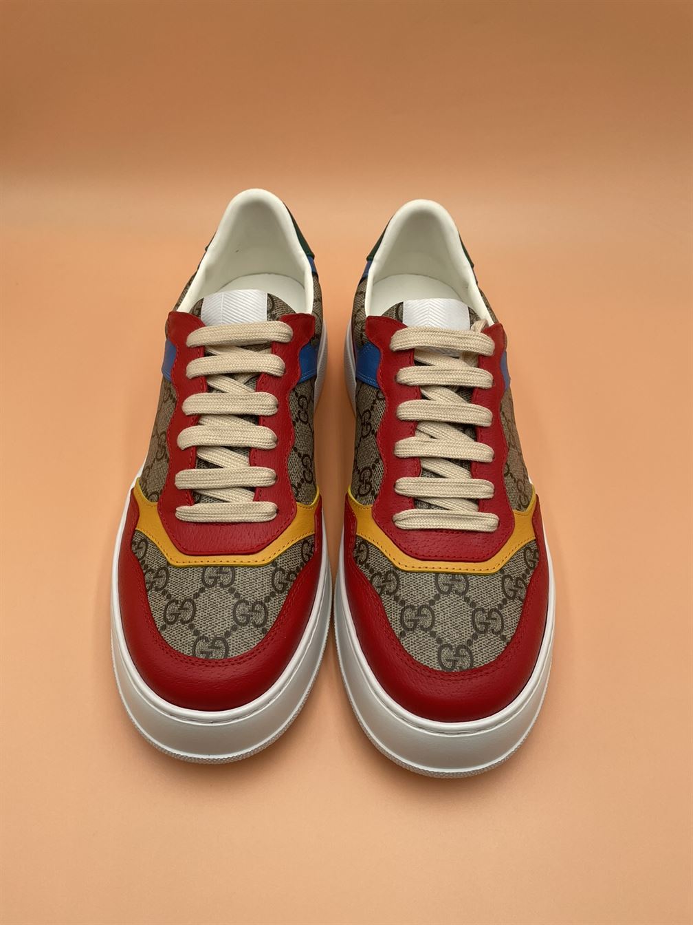 GUCCI MENâ€™S GG SNEAKER - GCC051