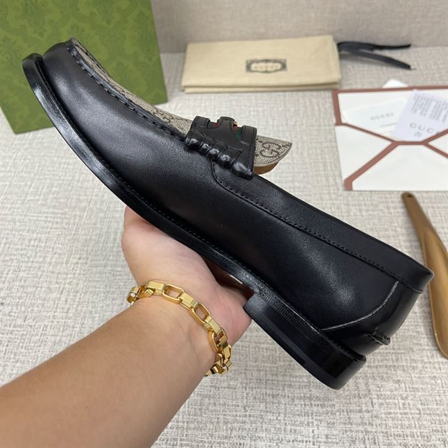 GUCCI MEN'S LOAFER WITH INTERLOCKING G - GL004