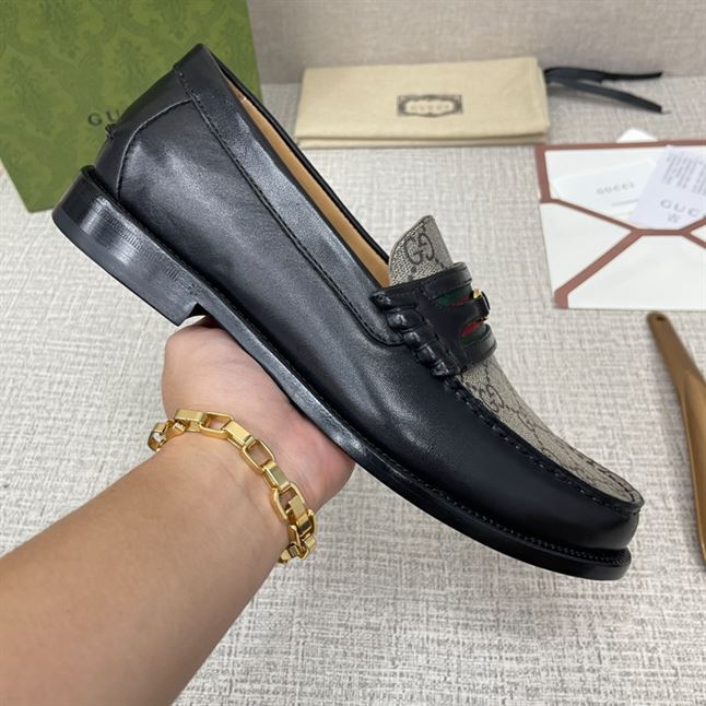 GUCCI MEN'S LOAFER WITH INTERLOCKING G - GL004