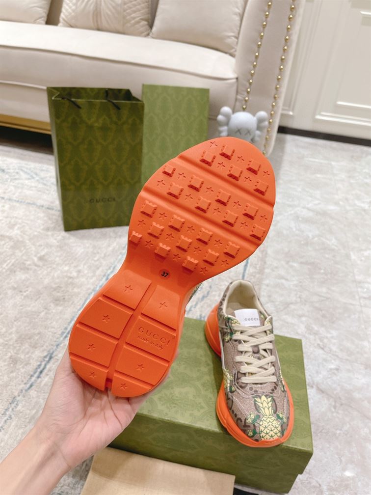 GUCCI PINEAPPLE MEN'S RHYTON SNEAKER - GCC107