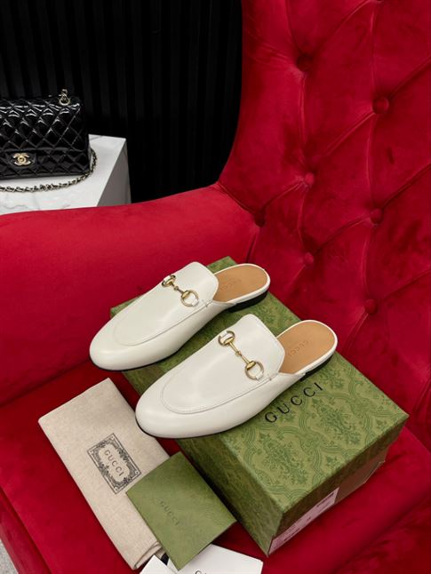 GUCCI PRINCETOWN LEATHER SLIPPER - GL022