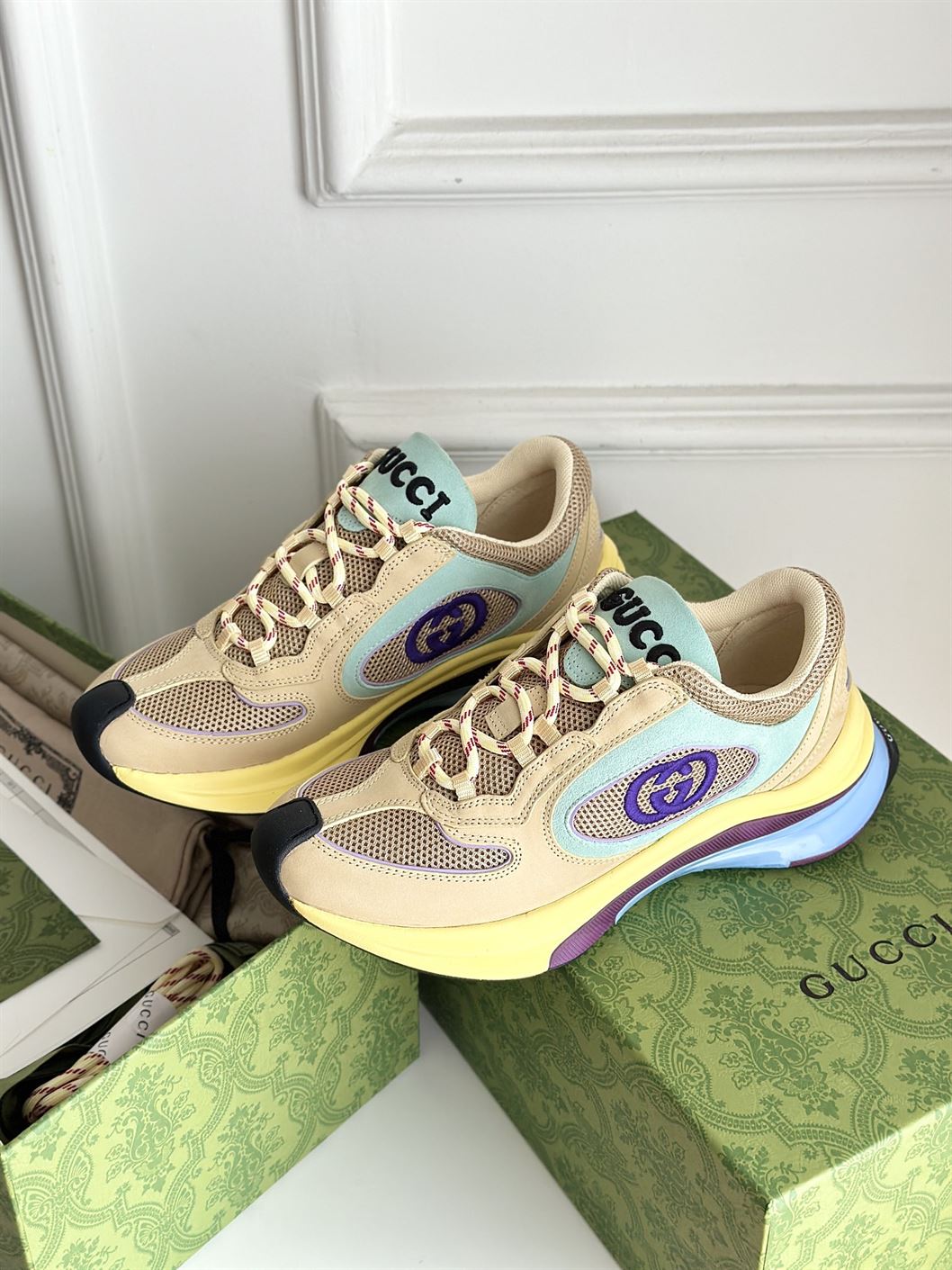 GUCCI RUN SNEAKERS - GCC118