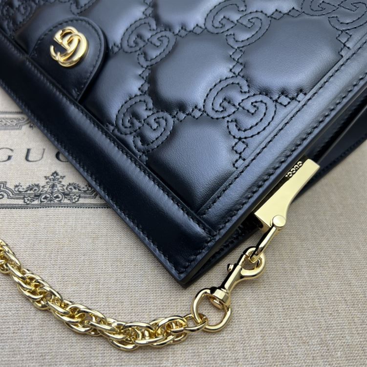GUCCI SMALL GG QUILTED LEATHER BAG IN BLACK