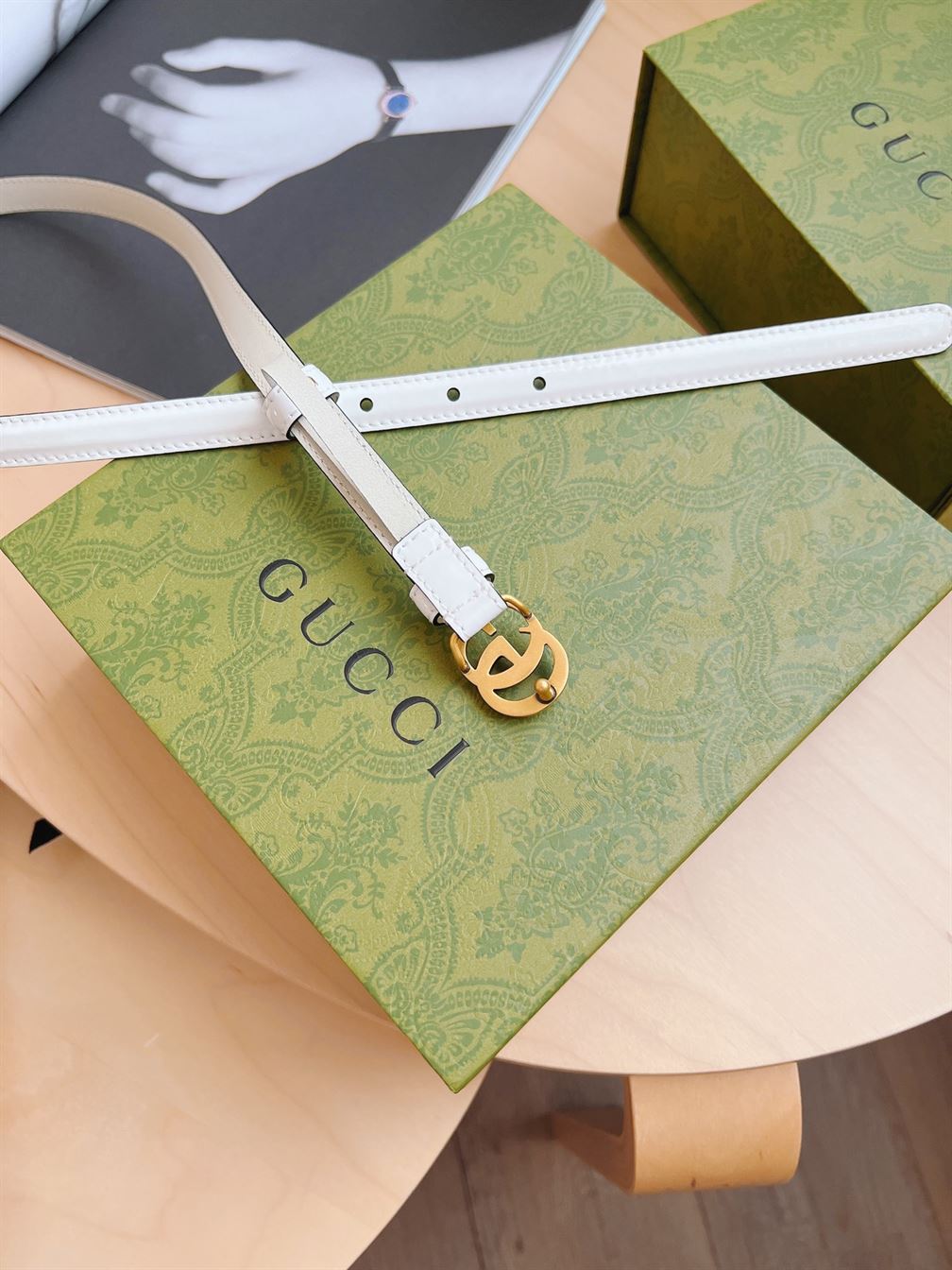 GUCCI THIN PATENT DOUBLE G BELT - GB050