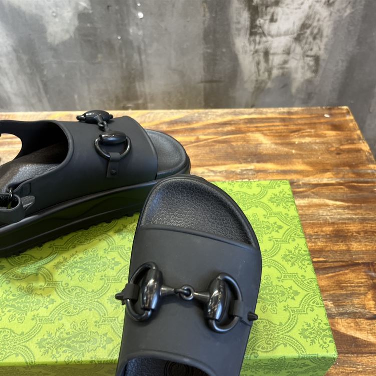 GUCCI WOMEN'S HORSEBIT FLATFORM SANDAL BLACK RUBBER - GSL016