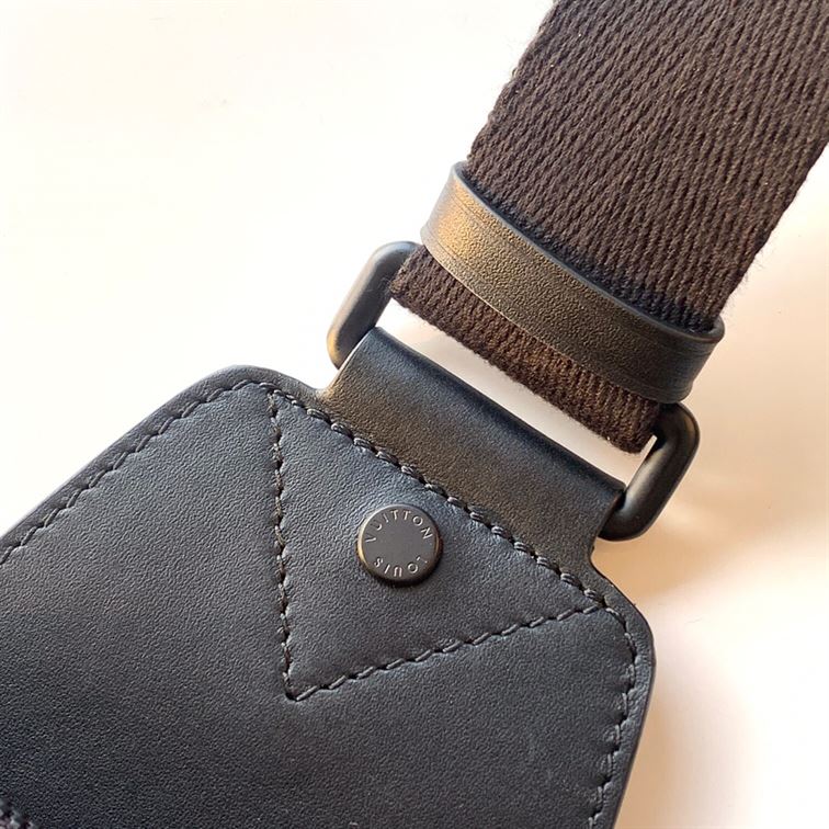 LOUIS VUITTON AVENUE SLING BAG MONOGRAM MACASSAR - LVB042