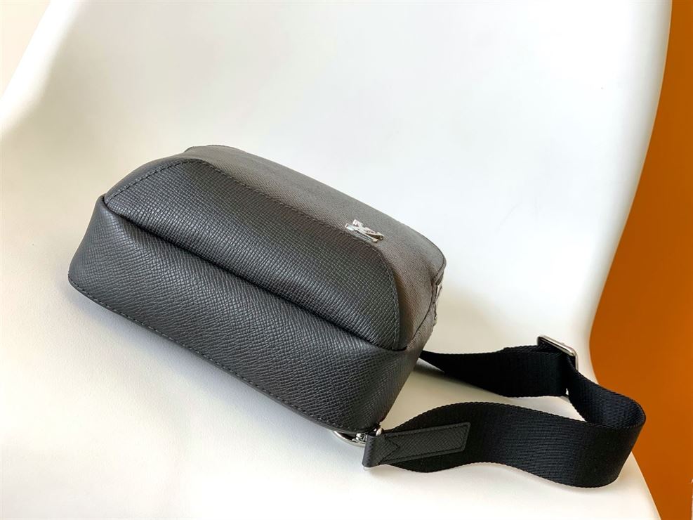 LOUIS VUITTON AVENUE SLING BAG TAIGA - LVB030